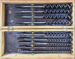 Connecticut Valley Mfg. blued bits in an American Case